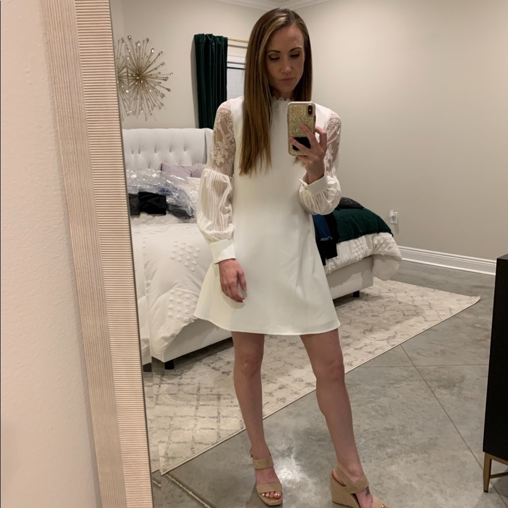 White Gianni Bini Girls XL dress/Women’s XS.